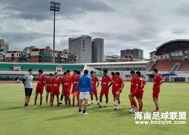 海南海汉足球队将于7月25日“约战”三亚队