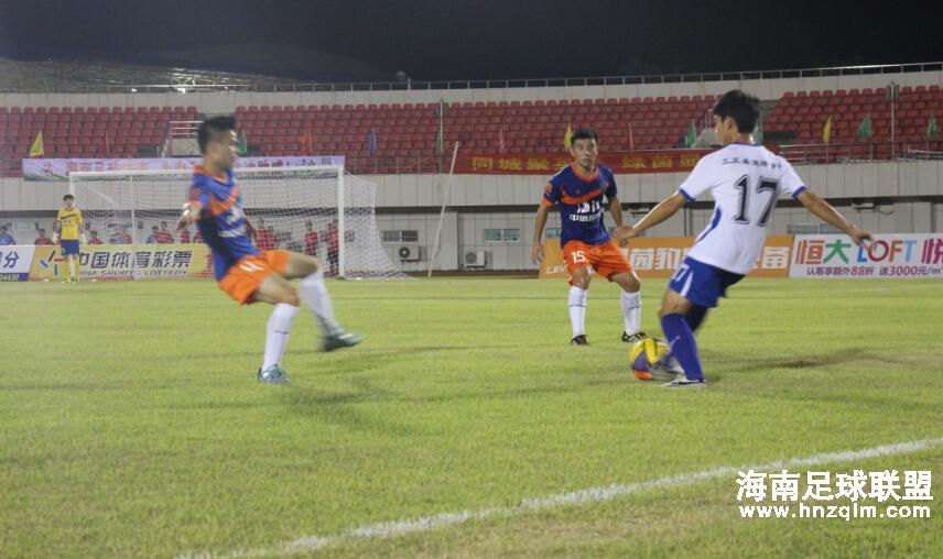 海南省足球公开赛第二轮综述：海南“内马尔”头球破网