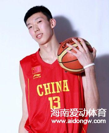 【球无“琼”尽】中国篮球的大魔王——周琦