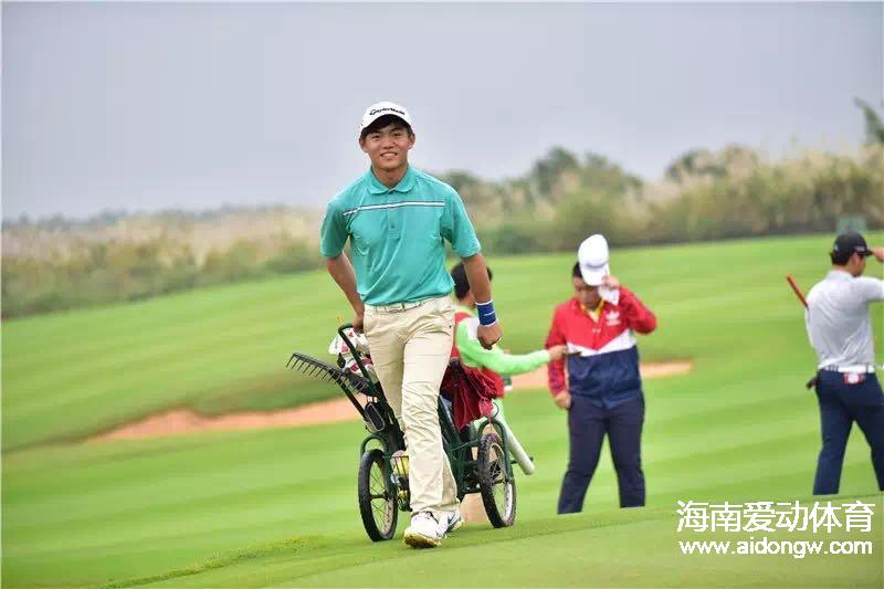 2015海南省青少年高尔夫球巡回赛：挥动中国梦放飞少年心