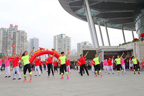 三亚市全民健身系列活动暨2016全国广场舞推广培训