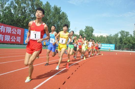 全国中学生田径锦标赛  海南侨中队吕灵夺女子100米栏金牌 