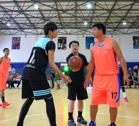 2016三亚青年篮球联赛开赛