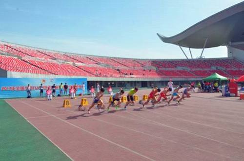 2017年全国少年(U18)田径锦标赛开赛  海南选手勇夺一金一铜