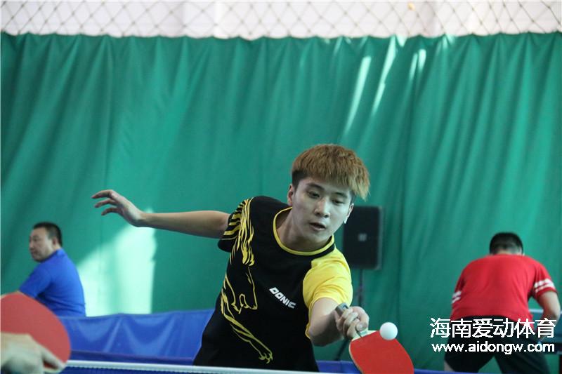 海南省中学生运动会乒乓球赛今日海南大学挥拍 17支队伍参赛