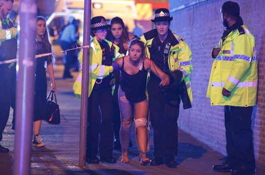 英国曼彻斯特体育场爆炸 事件折射体育场馆使用的“两面性”