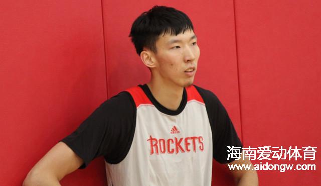 火箭正式签约周琦   大魔王成功登陆NBA