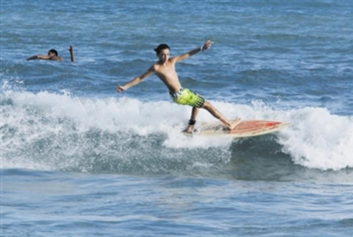 三亚下月初举办　国际滑板冲浪公开赛