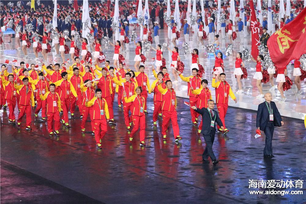 天津全运会开幕 海南代表团入场图集抢“鲜”看