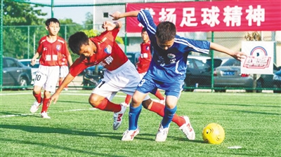 全国青少年校园足球夏令营总营（小学组）秦皇岛开营　海南20名小学生球员参加