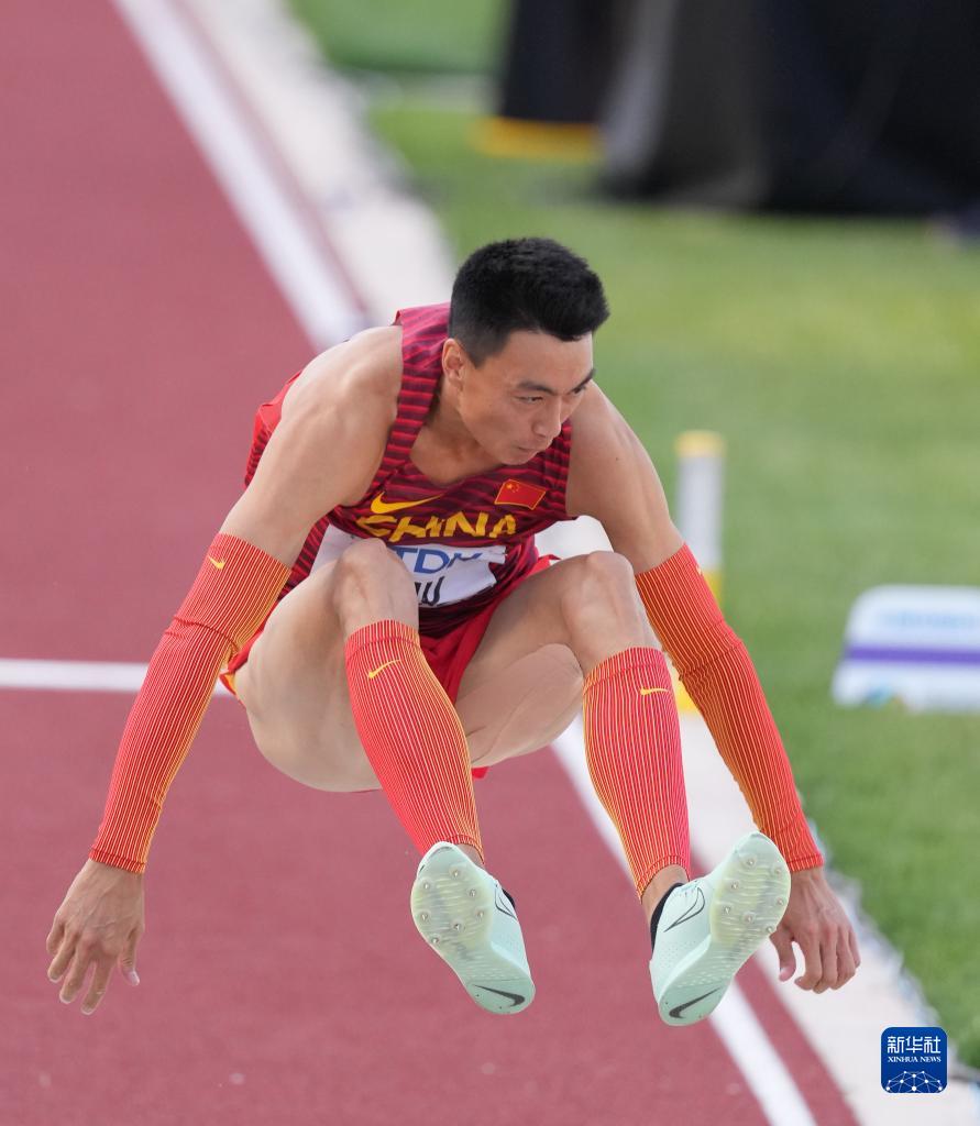 田径世锦赛：朱亚明获男子三级跳远铜牌
