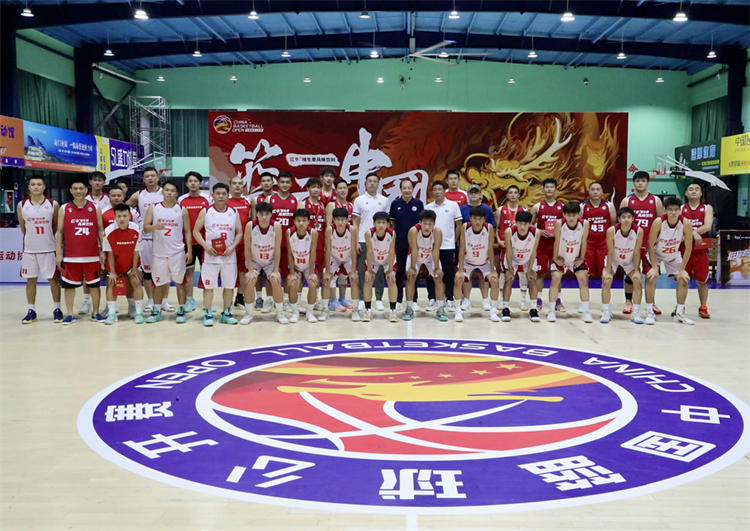 2022中国篮球公开赛海口赛区收官，波涛装饰三连胜夺冠