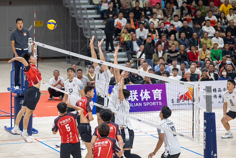 琼海排球邀请赛火热开赛！印尼、泰国队斩获“开门红”