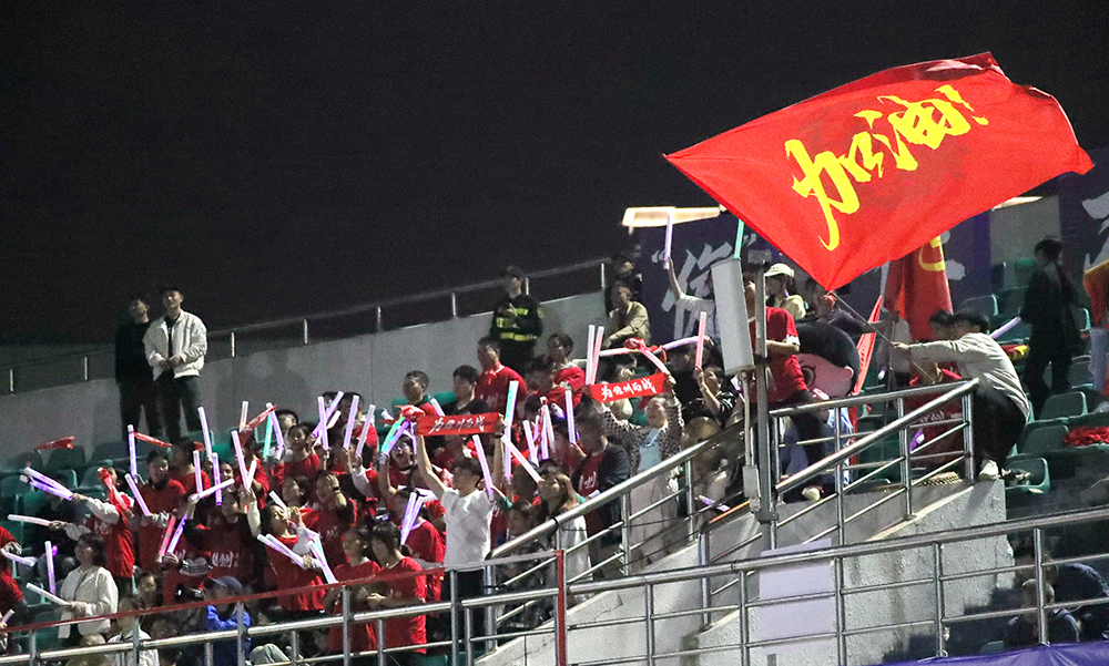 “琼超”开踢！儋州“绝杀”海口 三亚琼海保亭开门红