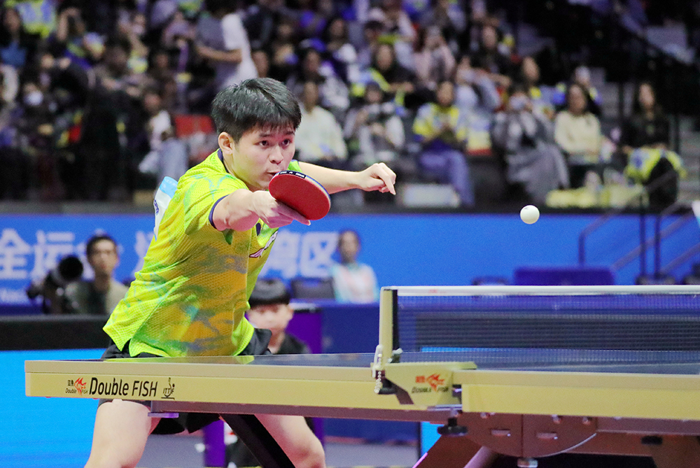 林诗栋4:0横扫梁靖崑