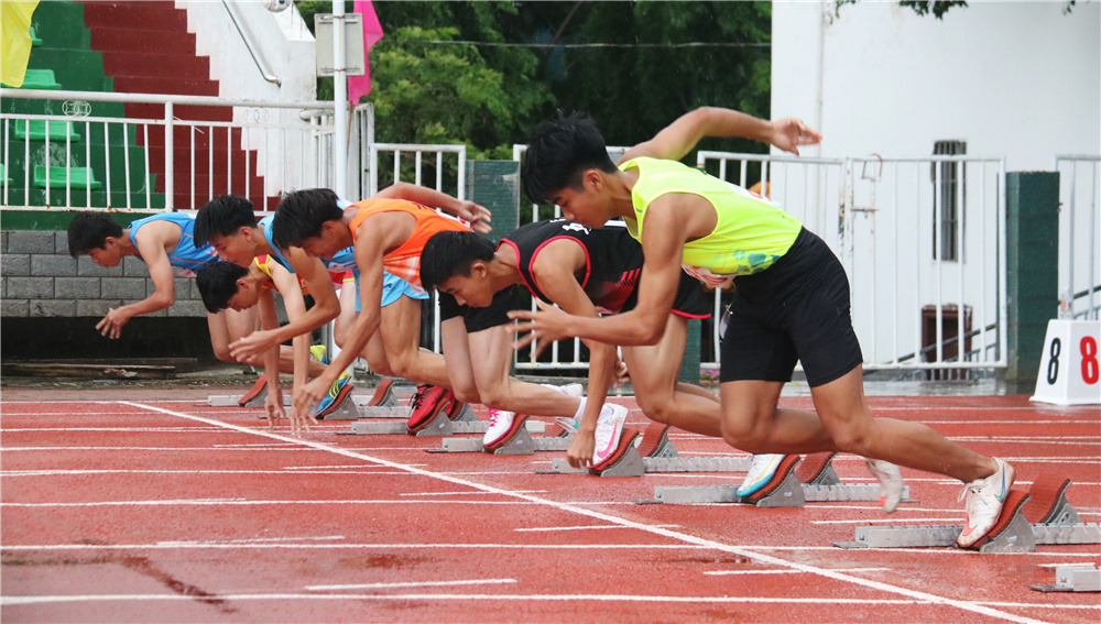 李道强创铅球纪录！2021年海南省青少年田径（U15、U17）锦标赛儋州开赛  