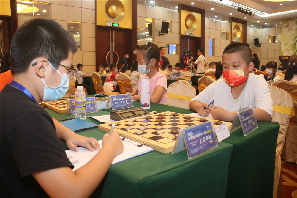 2021全国国际跳棋青少年锦标赛海口开赛 14个省市百余名棋手参赛