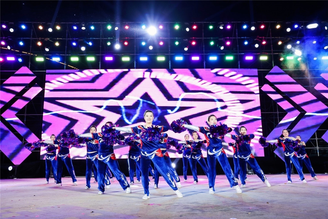 2022年“陵水杯”三亚经济圈地区广场舞邀请赛收官