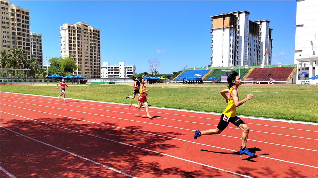 “奔跑吧·少年”2022年海南省青少年田径（U18乙组）冠军赛屯昌开赛