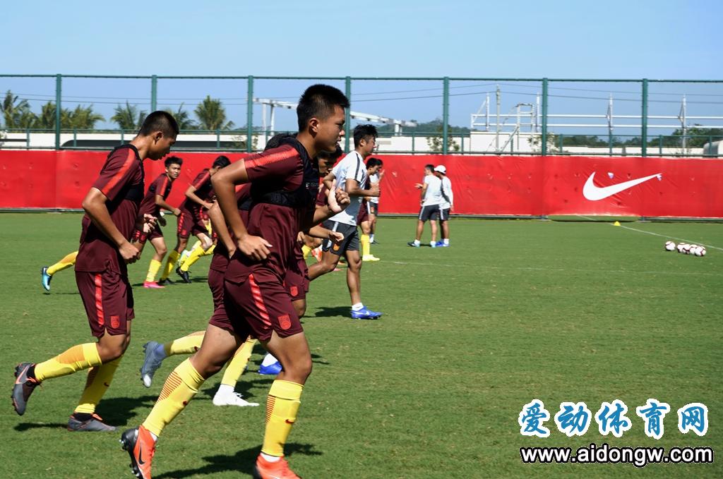 中国国青男足晋级U20亚洲杯决赛圈，包机回海口隔离 