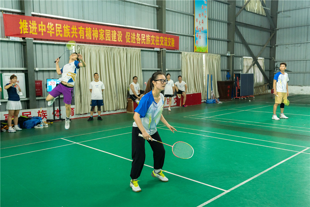 “民族团结进步杯”2022年海南省羽毛球邀请赛昌江开赛