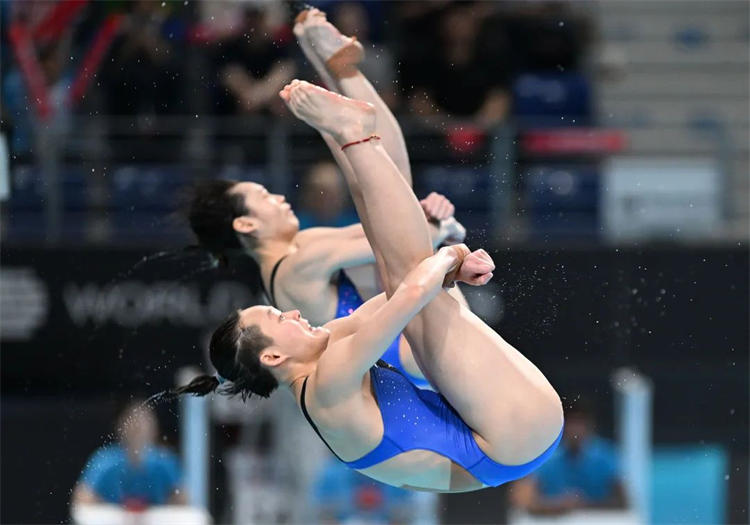 陈艺文获跳水世界杯蒙特利尔站女双3米板金牌
