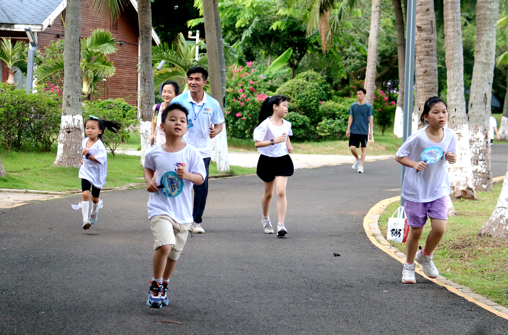 2023年全国“奔跑吧·少年”儿童青少年主题健身活动（海南会场）启动