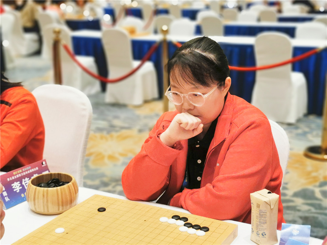 海南围棋小将李佳睿：走下去，向上爬，朝着顶峰冲刺