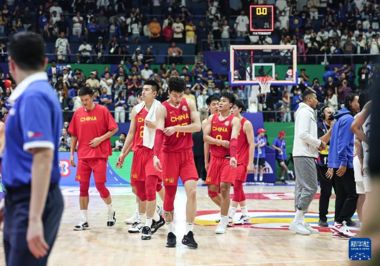 中国男篮明日战韩国队