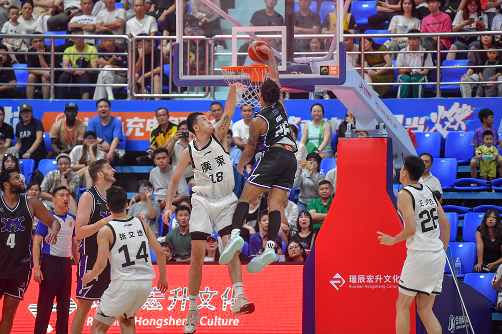 徐杰25分助广东“复仇”美国野马，下一站三亚